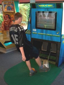 28 - Hansapark - Simon Techau.jpg