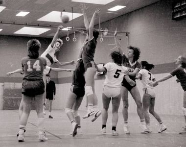 35 - Handball-Damen.jpg