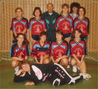 199x - Handball (1).jpg