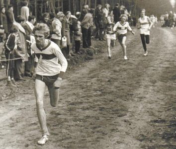 1972 - Landeswaldlaufmeisterschaften - Thomas Althaus - Landesmeister.jpg