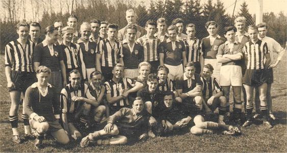 195x - Handball mit THW Kiel 4.jpg