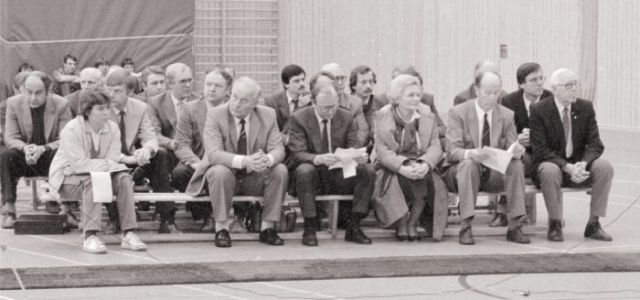 15 - Ehrengaeste.jpg